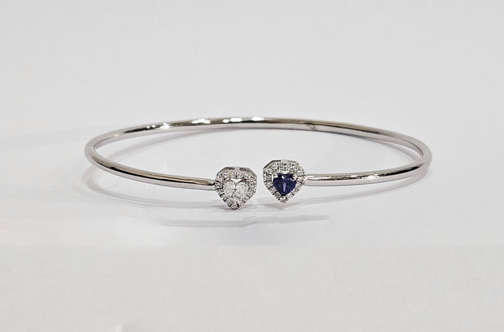 The Tanzatwist Twister Bangle