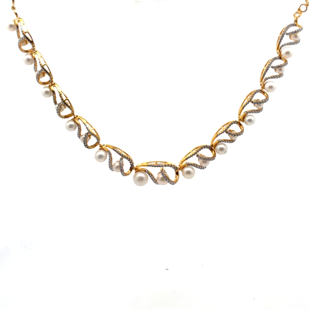 The Andrietta Collar Necklace