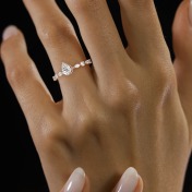 The Luna E Stelle Solitaire Ring - thumb 4