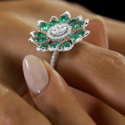 The Emerabloom Ring - thumb 6