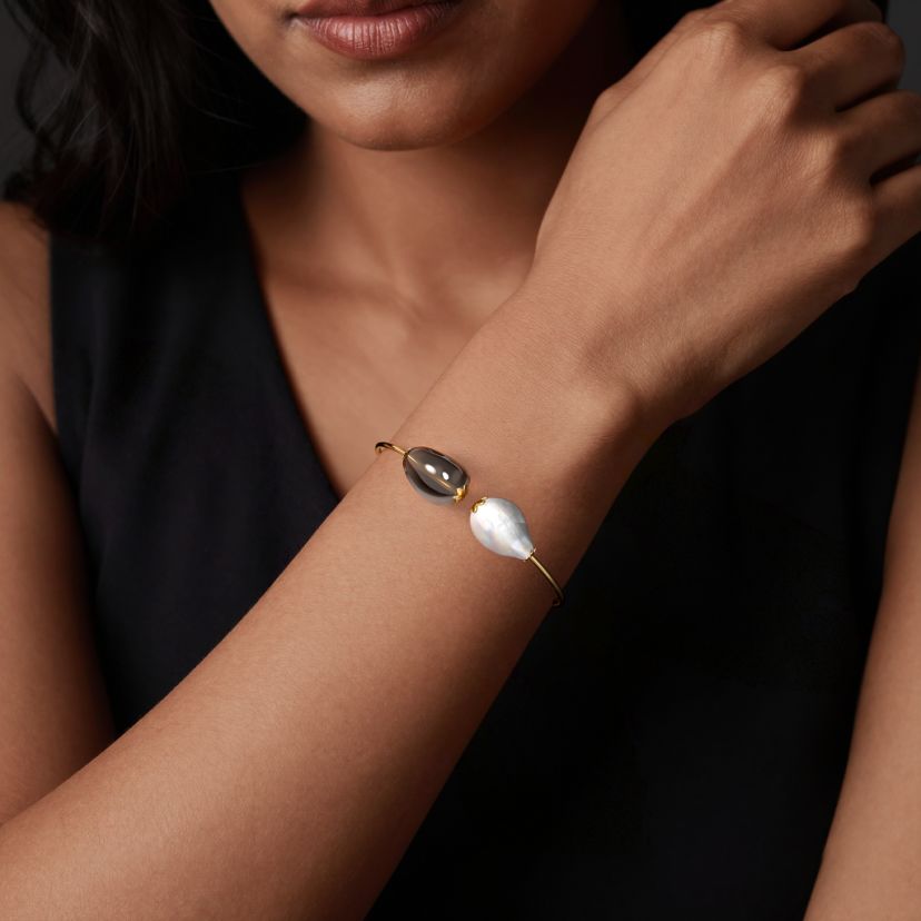 The Linea Twister Bangle - image 3