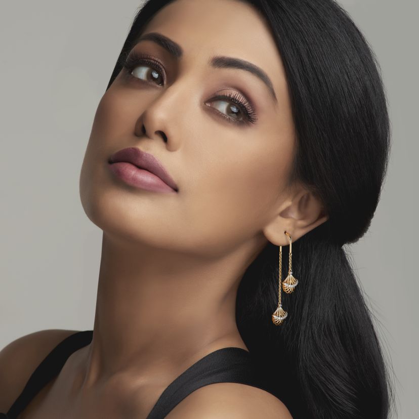 The Cilia Sui Dhaga Earrings - image 3