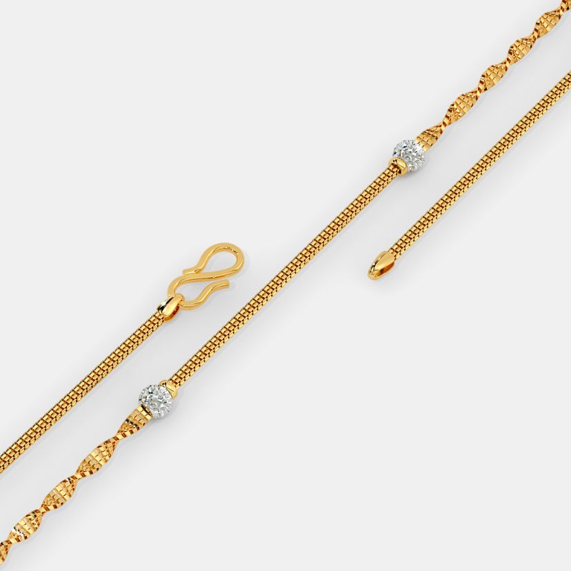 The Sariyah Gold Chain - image 4