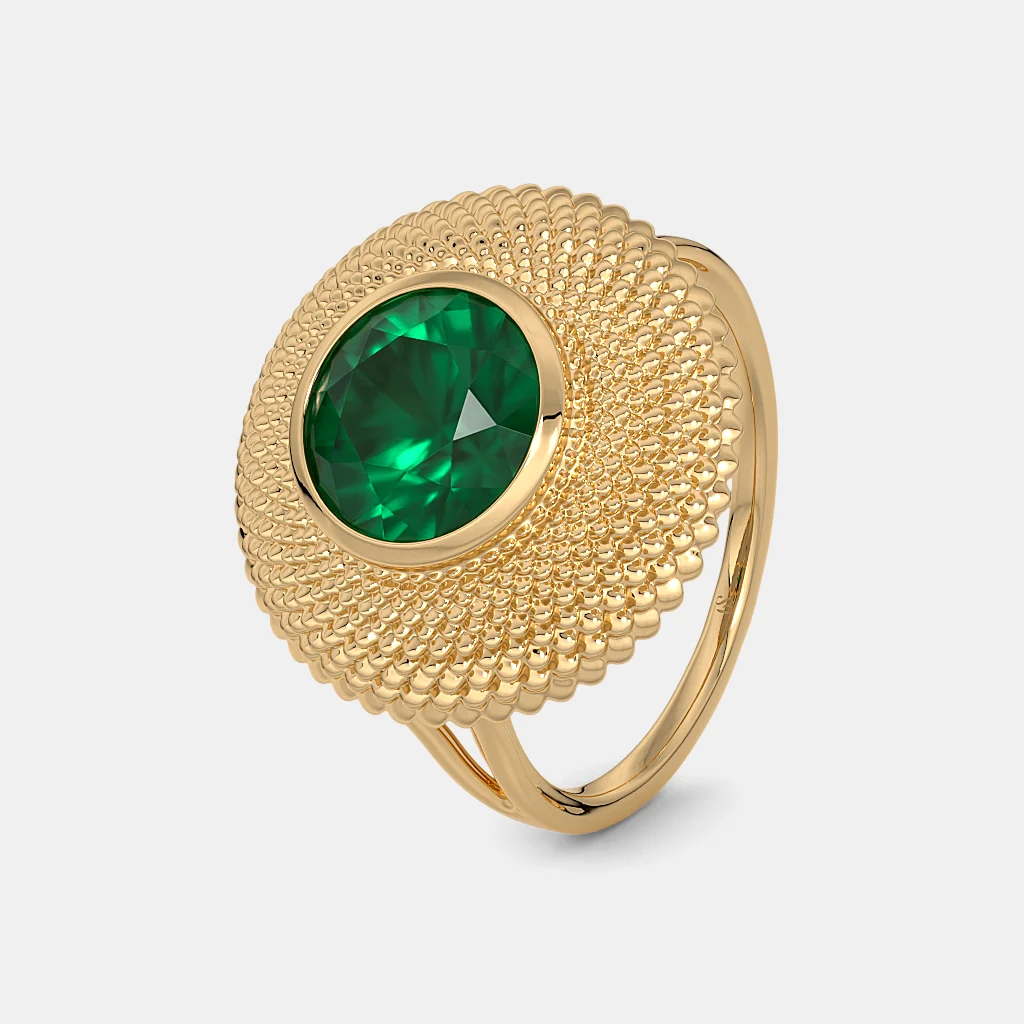 The Emerala Ring alternate view 1